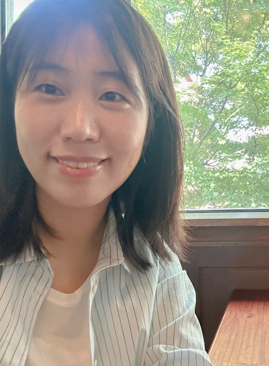 허진 작가 사진